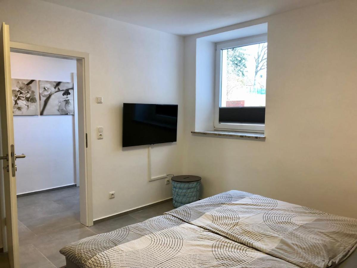 Erdgeschoss-Appartement Mit Seeterasse Ahrensbok Esterno foto
